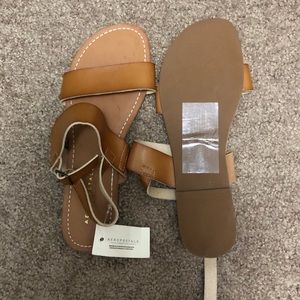 Aeropostale sandals